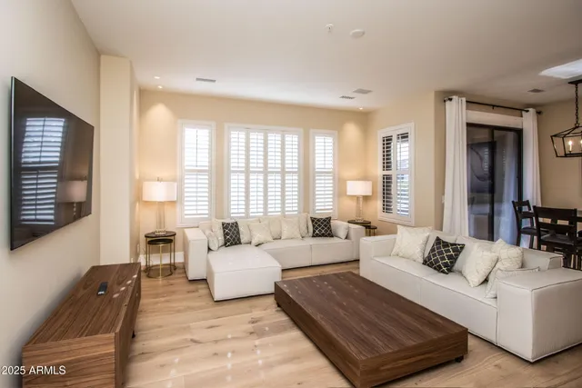 $499,999 | 7445 East Eagle Crest Drive, Unit 1068, Mesa, AZ 85207