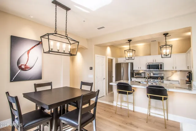 $499,999 | 7445 East Eagle Crest Drive, Unit 1068, Mesa, AZ 85207