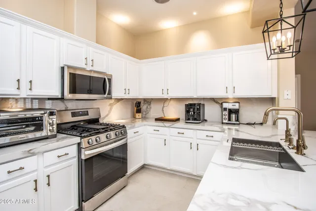 $499,999 | 7445 East Eagle Crest Drive, Unit 1068, Mesa, AZ 85207