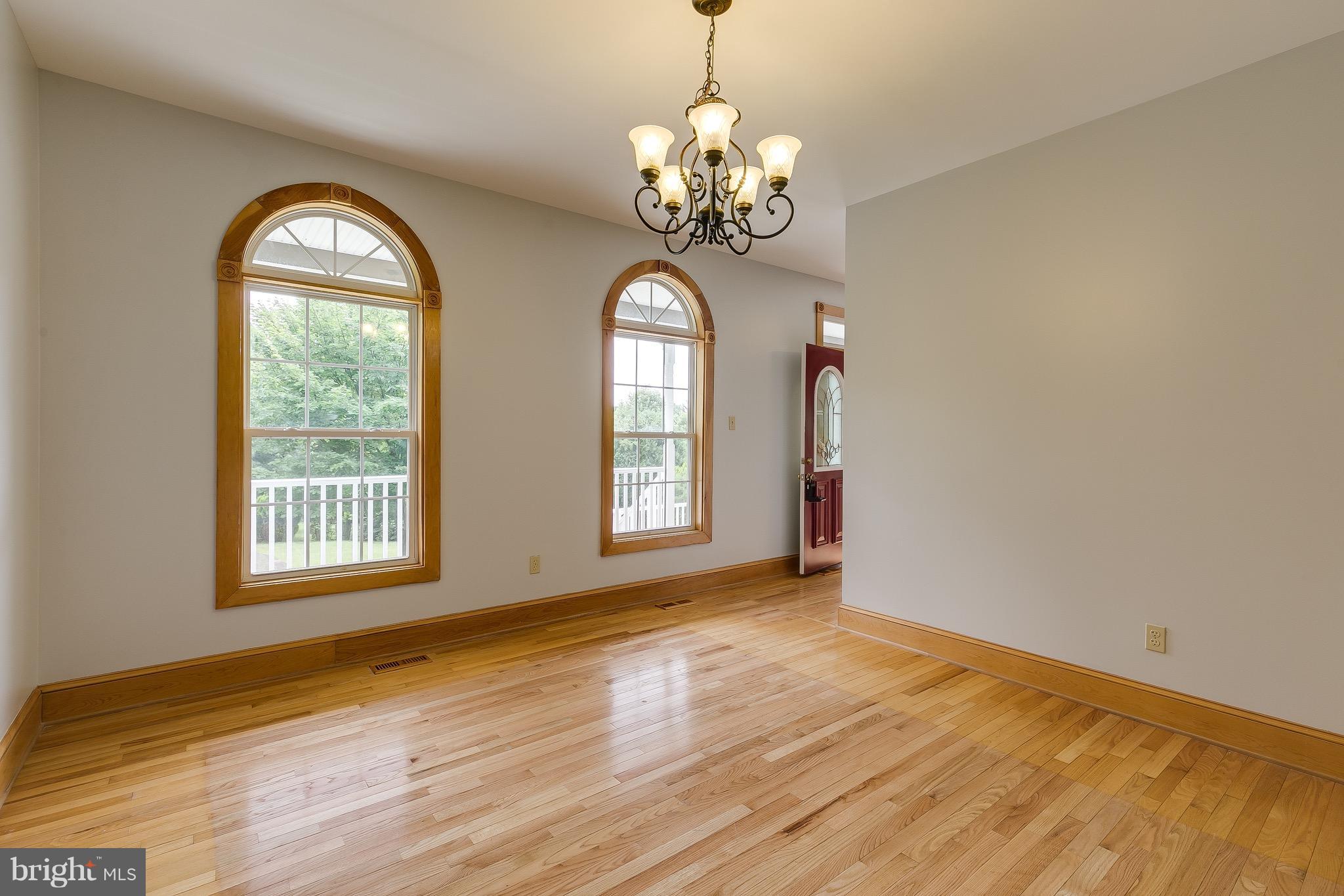 5382 Beverleys Mill Road Broad Run, VA 20137 - Photo 13 of 30 Dining Room