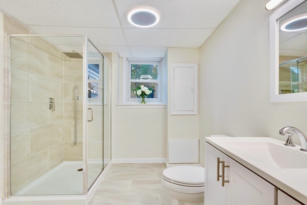 11 Olde Farm Road Easton, MA 02375 - Photo 17 of 27 Gallery Image 17