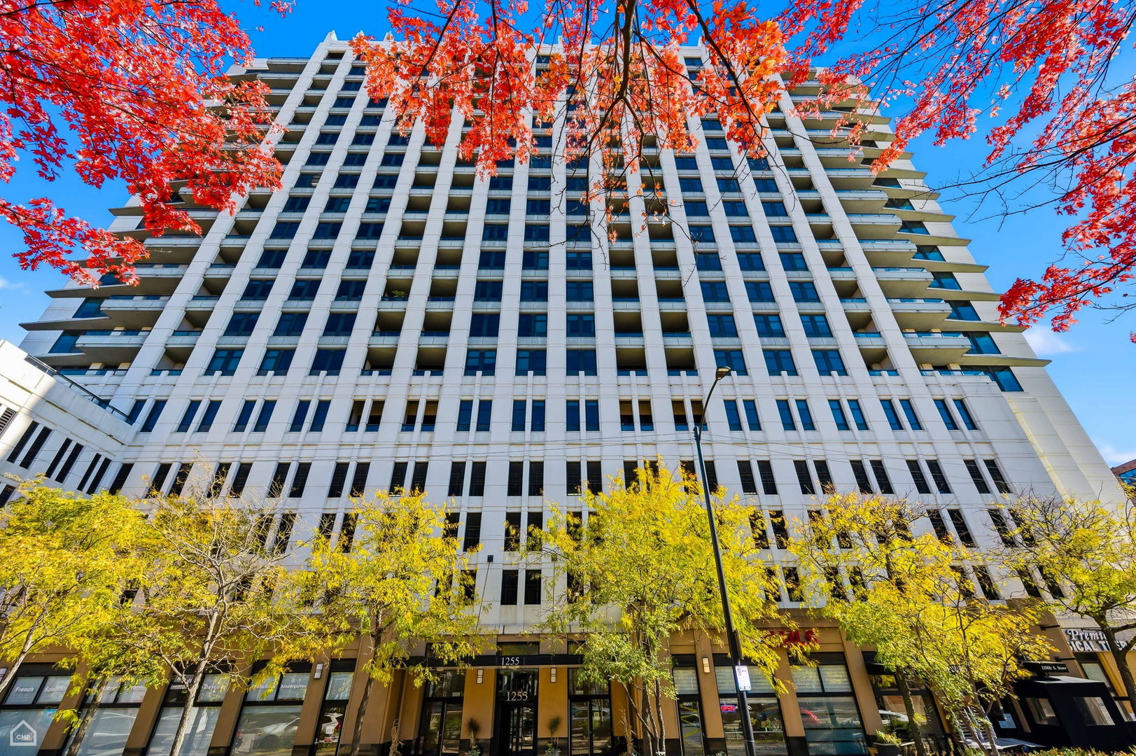 1255 South State Street, Unit 1701 Chicago, IL 60605 - Photo 20 of 21 a building view with a outdoor space