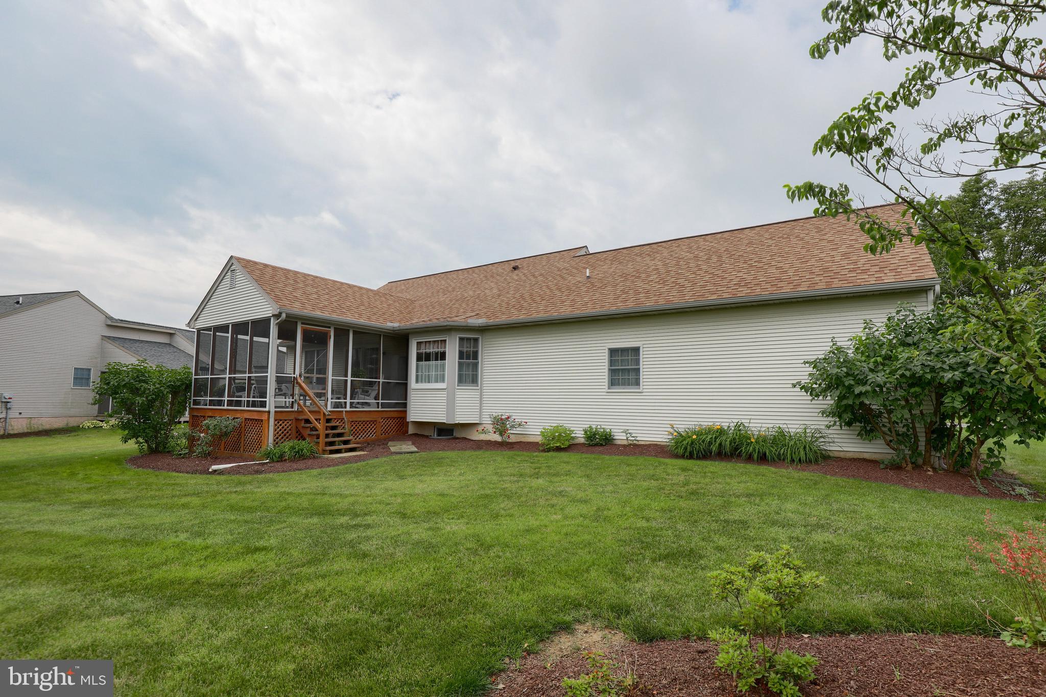 308 Post Oak Road Lancaster, PA 17603 - Photo 3 of 15 Gallery Image 3