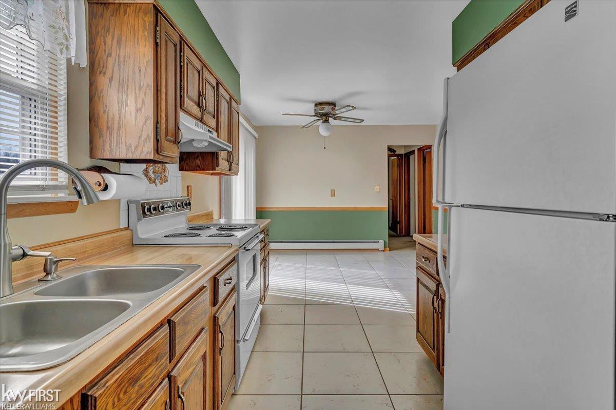 16045 Hough Road Allenton, MI 48002 - Photo 5 of 44