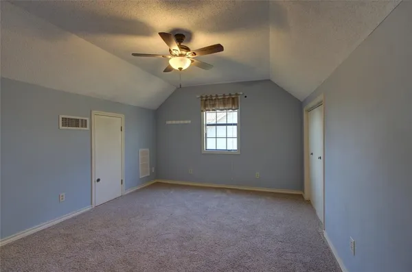 $299,900 | 325 Loma Linda Street, Wake Village, TX 75501