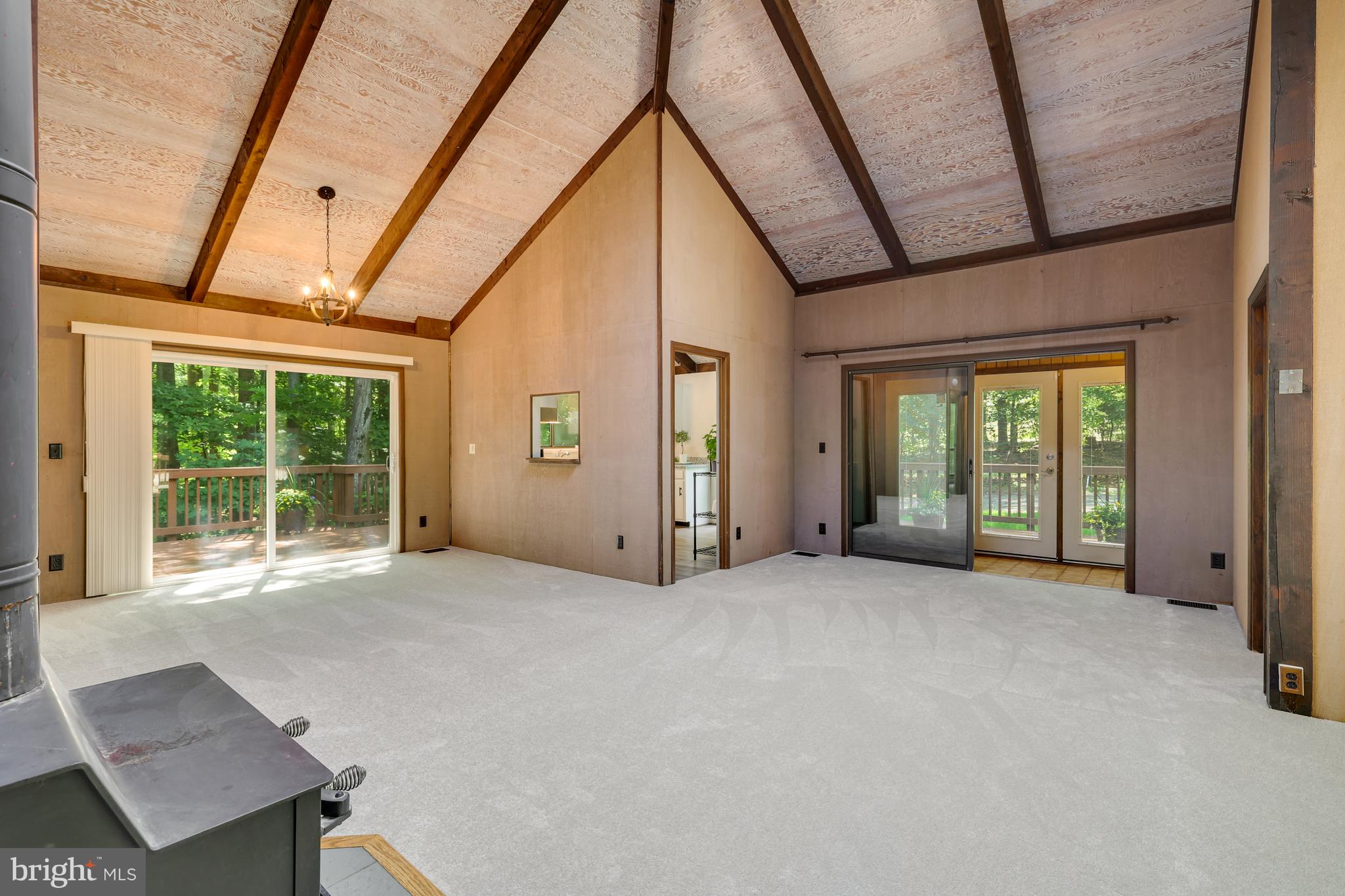 1417 Mountain Road Haymarket, VA 20169 - Photo 13 of 53 Open Living & Dining Area