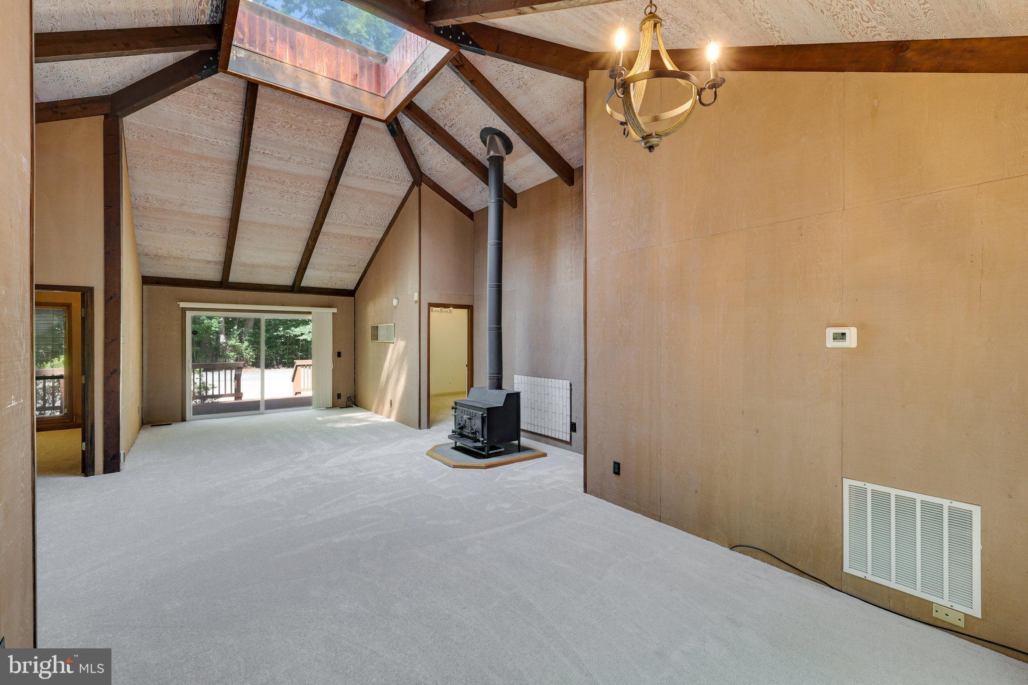 1417 Mountain Road Haymarket, VA 20169 - Photo 14 of 53 Open Dining and Living Area
