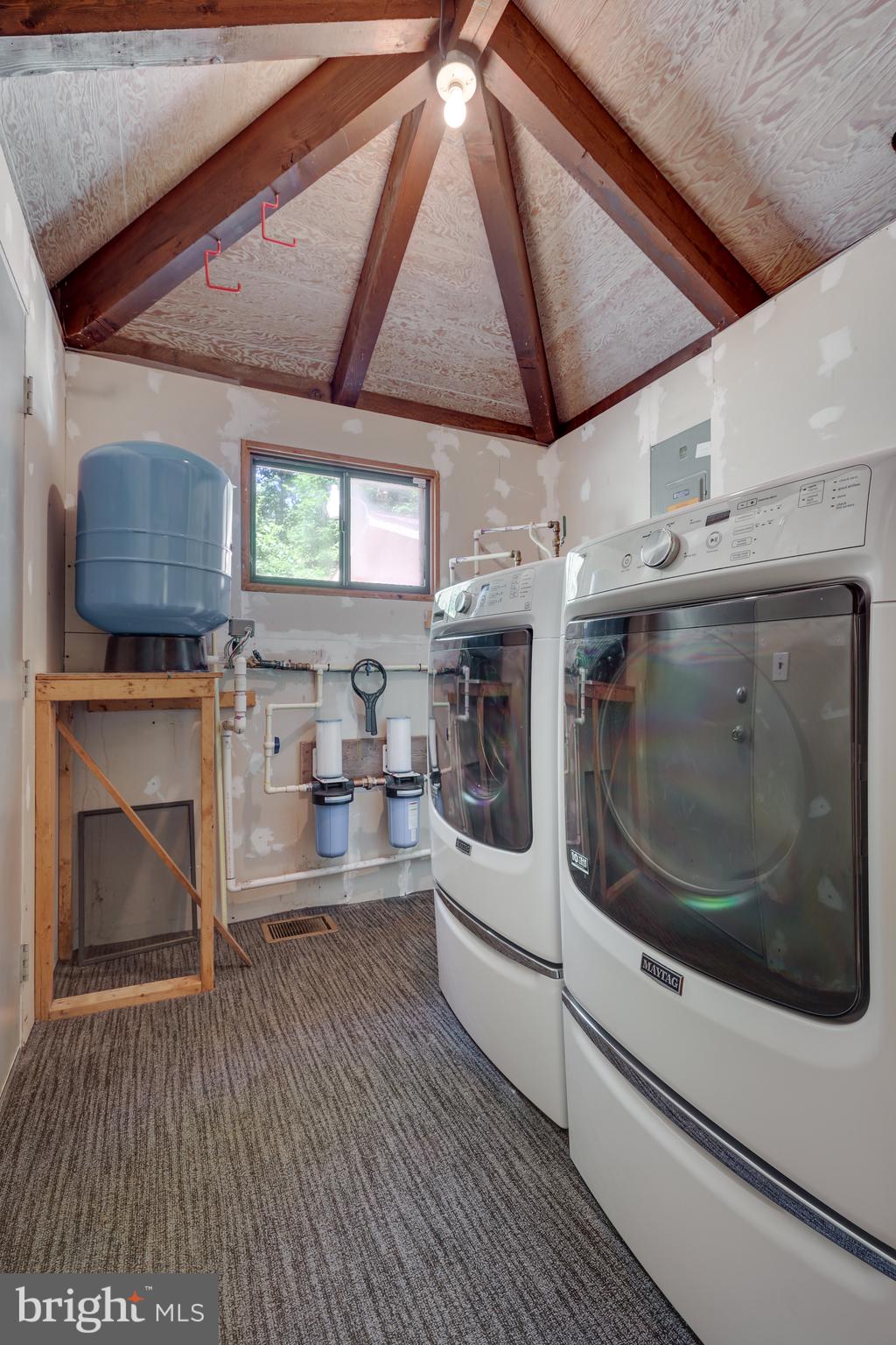 1417 Mountain Road Haymarket, VA 20169 - Photo 39 of 53 Laundry with Water Purification System