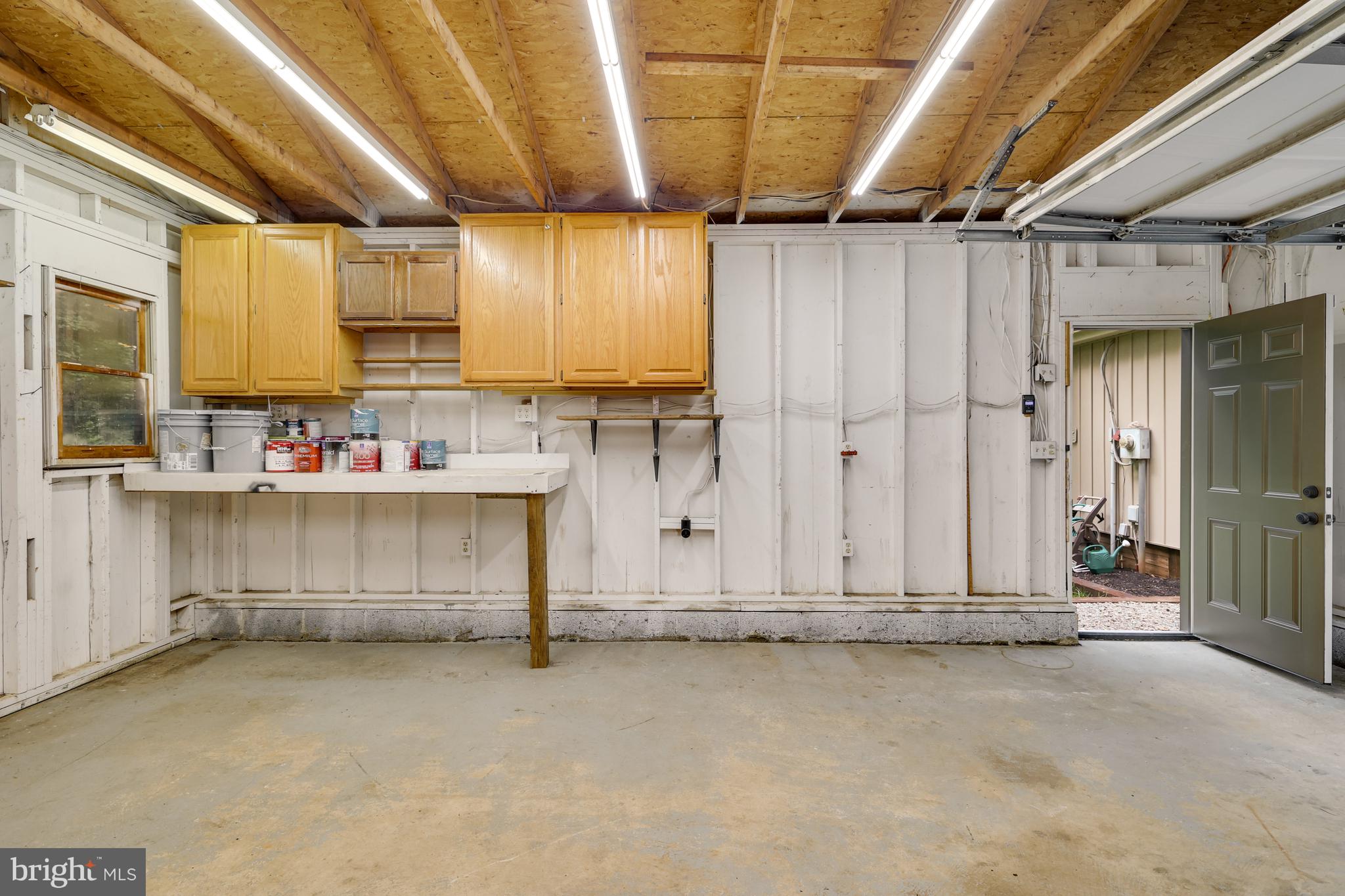 1417 Mountain Road Haymarket, VA 20169 - Photo 44 of 53 Built-In Bench and Cabinets