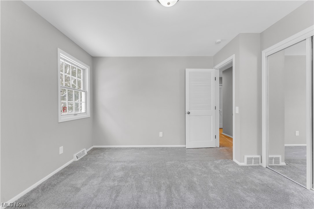 5025 Clubside Road Lyndhurst, OH 44124 - Photo 23 of 35 View of carpeted spare room