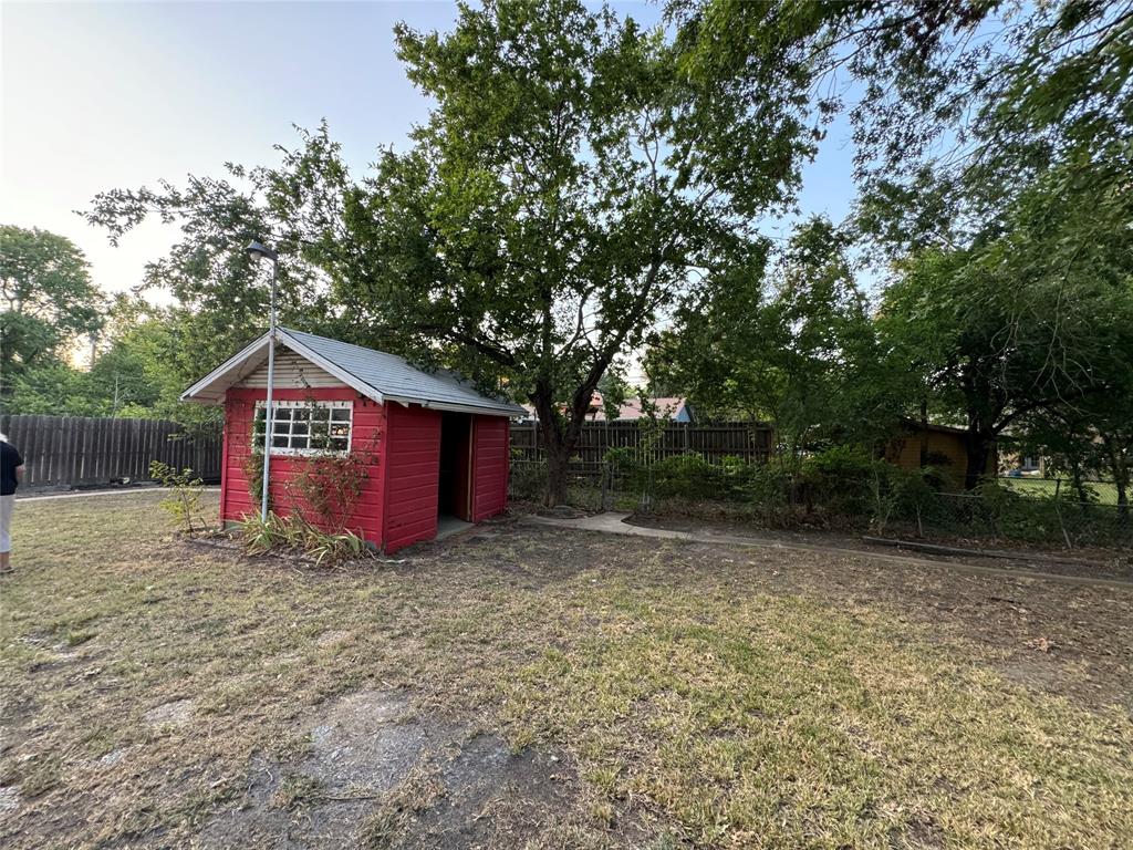 1406 Country Club Road Ennis, TX 75119 - Photo 25 of 26