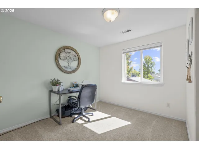 $399,900 | 4852 Chameleon Court Northeast, Salem, OR 97305