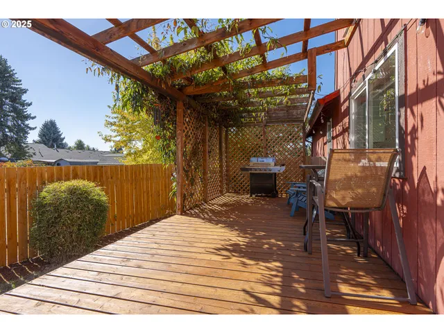 $399,900 | 4852 Chameleon Court Northeast, Salem, OR 97305