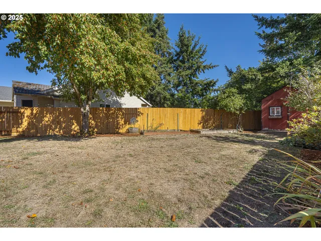 $399,900 | 4852 Chameleon Court Northeast, Salem, OR 97305