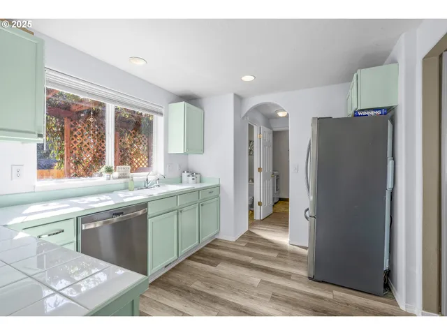 $399,900 | 4852 Chameleon Court Northeast, Salem, OR 97305