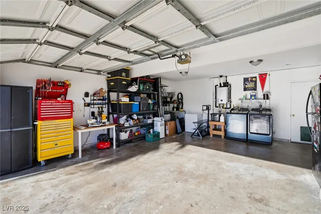 $430,000 | 415 Chateau Drive, Henderson, NV 89002