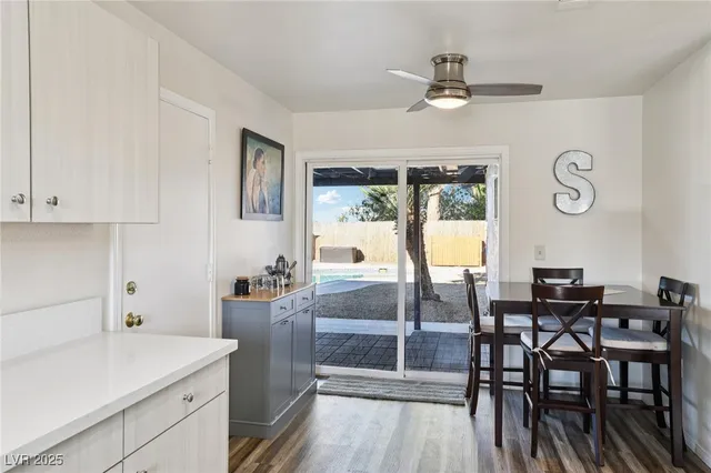 $430,000 | 415 Chateau Drive, Henderson, NV 89002