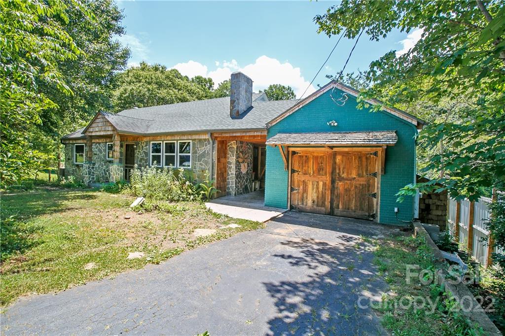 62 Grandview Road Asheville, NC 28806 - Photo 1 of 43 Gallery Image 1
