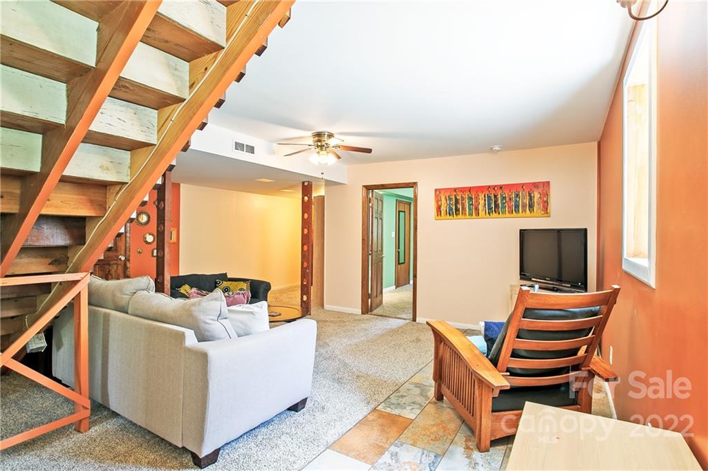 62 Grandview Road Asheville, NC 28806 - Photo 23 of 43 Gallery Image 23