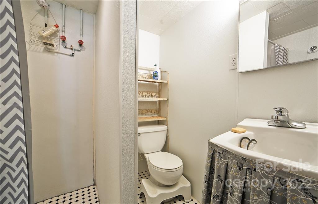62 Grandview Road Asheville, NC 28806 - Photo 29 of 43 Gallery Image 29