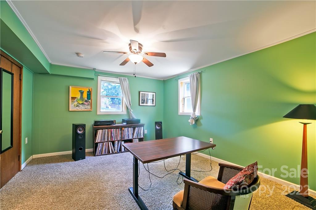 62 Grandview Road Asheville, NC 28806 - Photo 30 of 43 Gallery Image 30