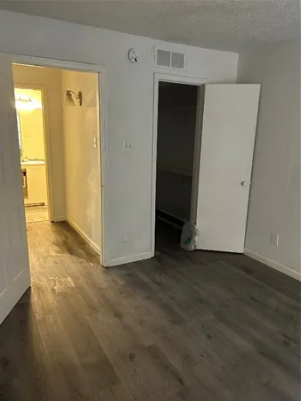 $1,300 | 9700 Leawood Boulevard, Unit 1407, Houston, TX 77099