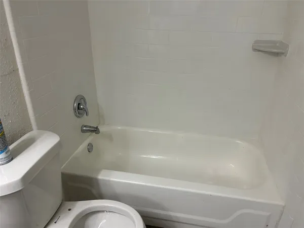 $1,300 | 9700 Leawood Boulevard, Unit 1407, Houston, TX 77099