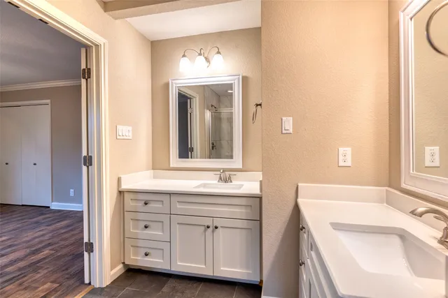 $500,000 | 810 Vogel Drive, Lockhart, TX 78644