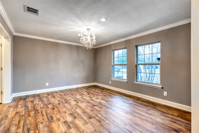 $500,000 | 810 Vogel Drive, Lockhart, TX 78644