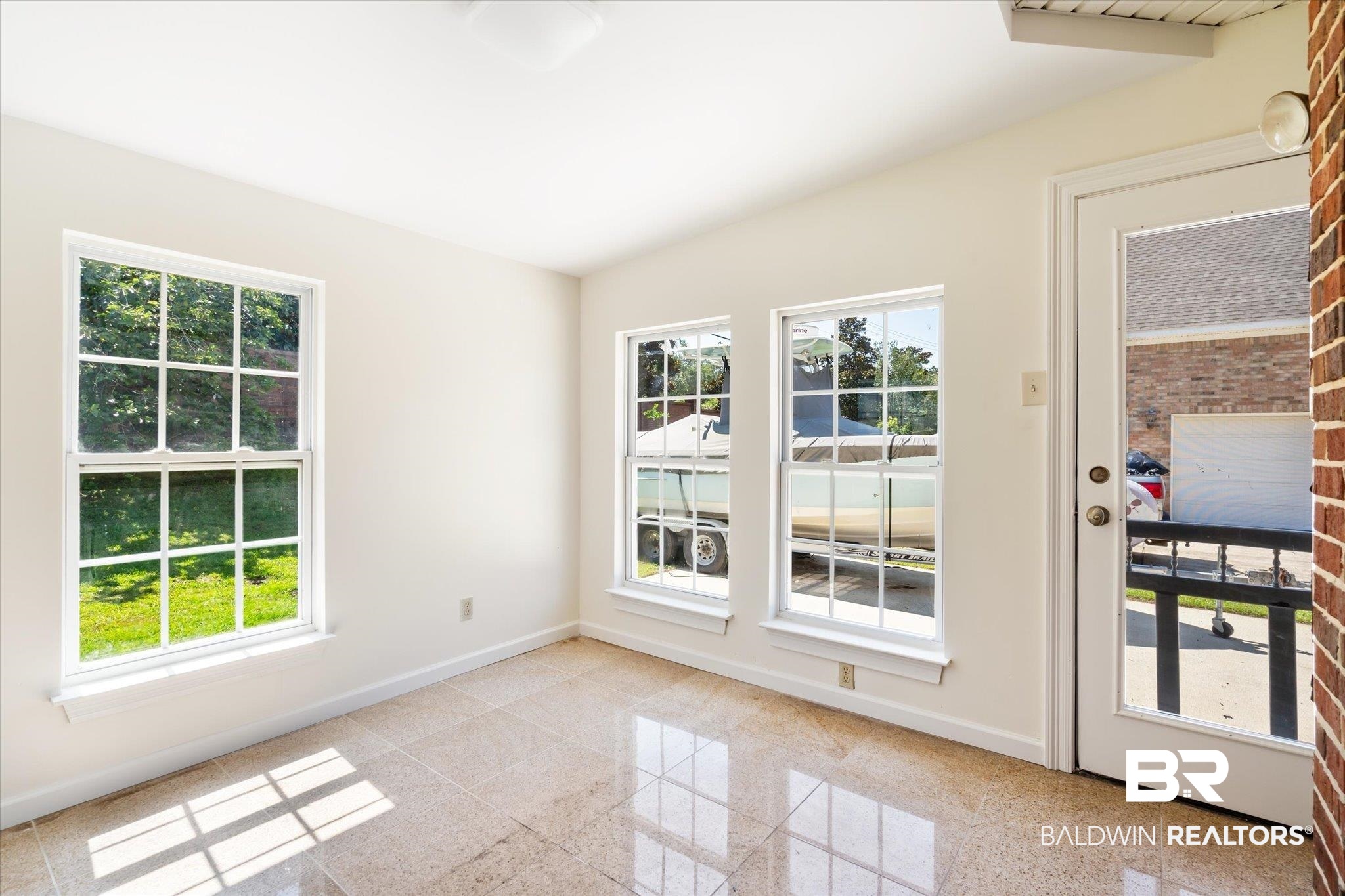 2805 Bennington Drive Mobile, AL 36695 - Photo 15 of 39