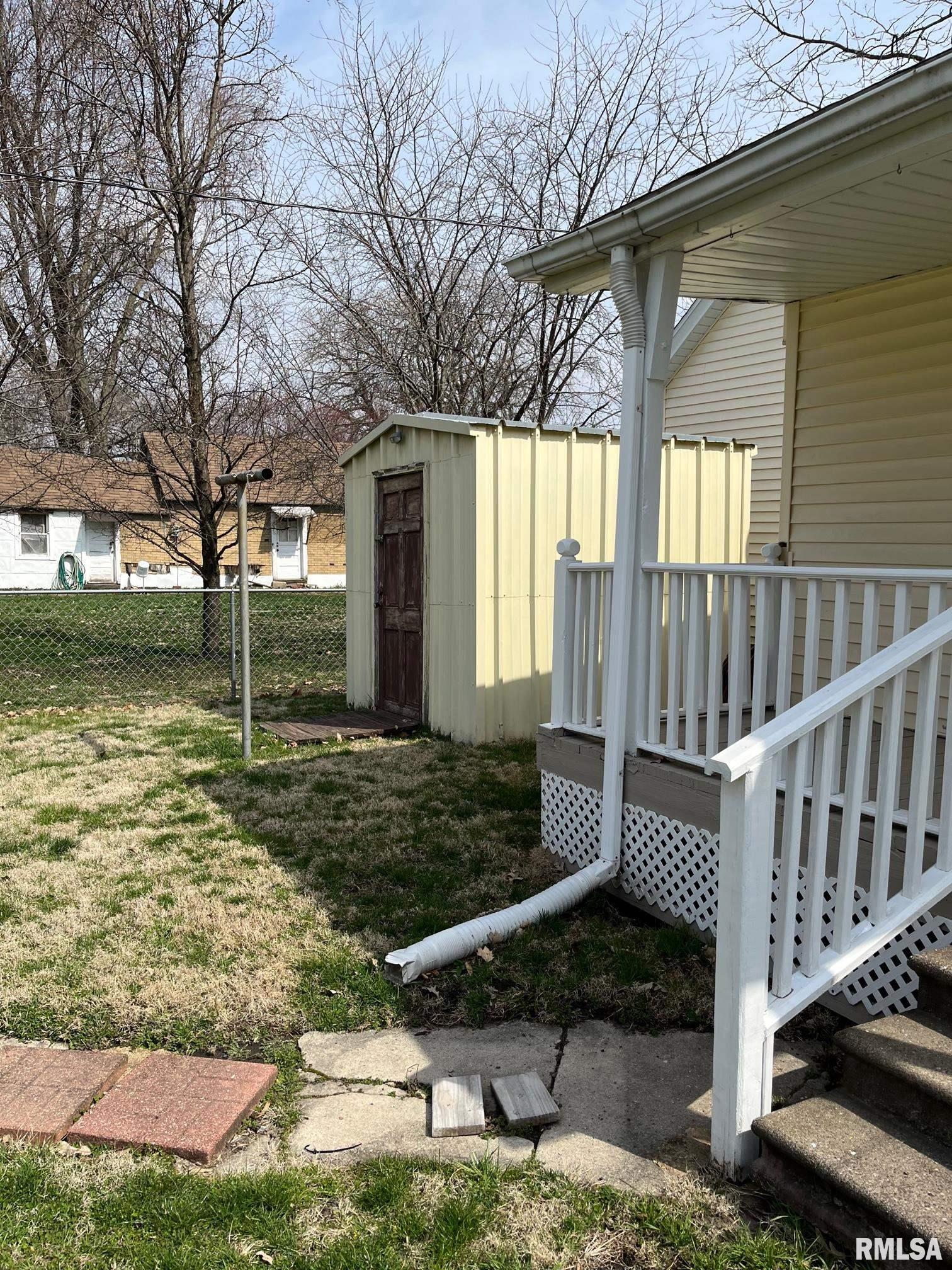 1109 North Wheeler Avenue Springfield, IL 62702 - Photo 17 of 18