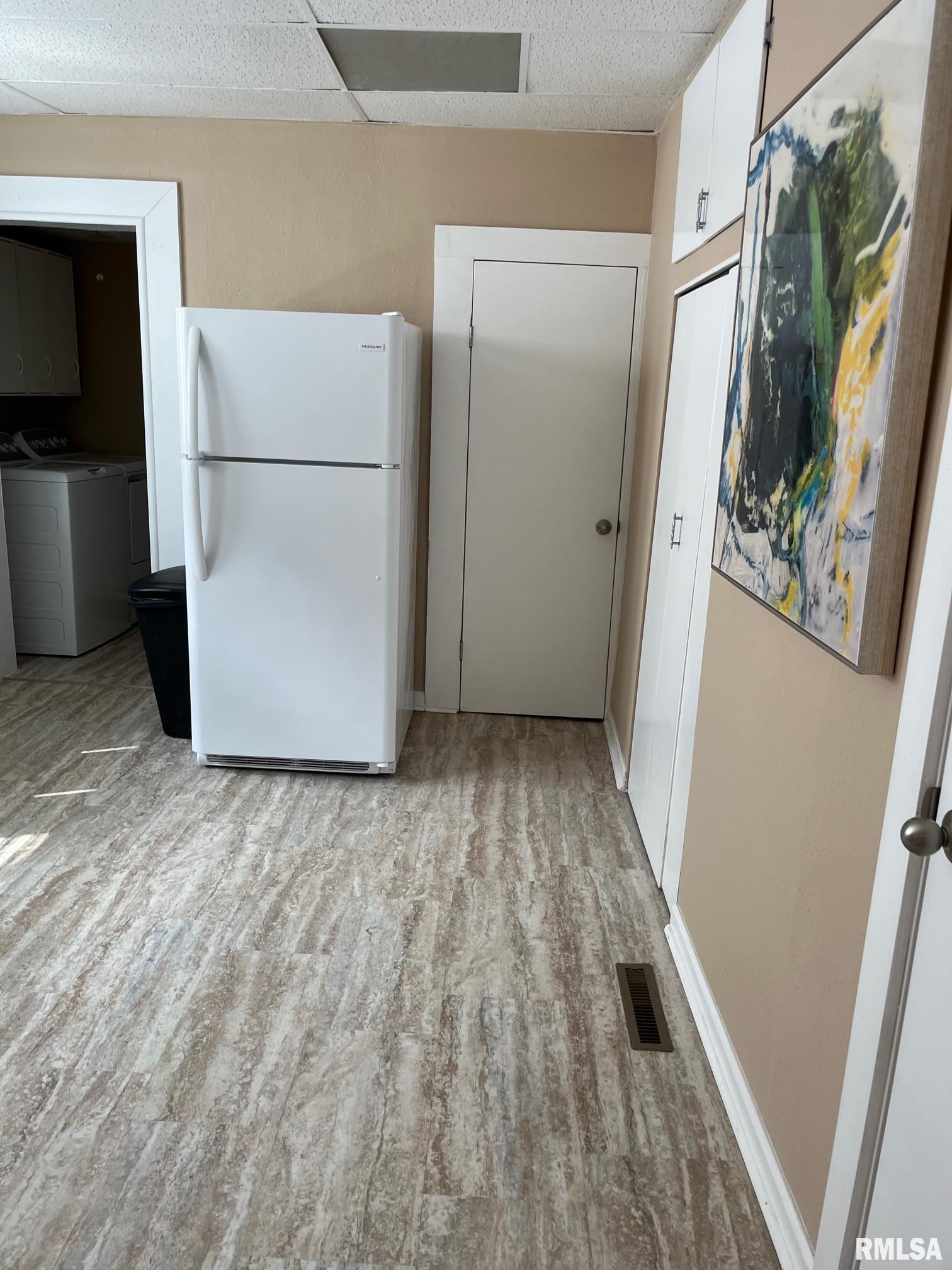 1109 North Wheeler Avenue Springfield, IL 62702 - Photo 8 of 18