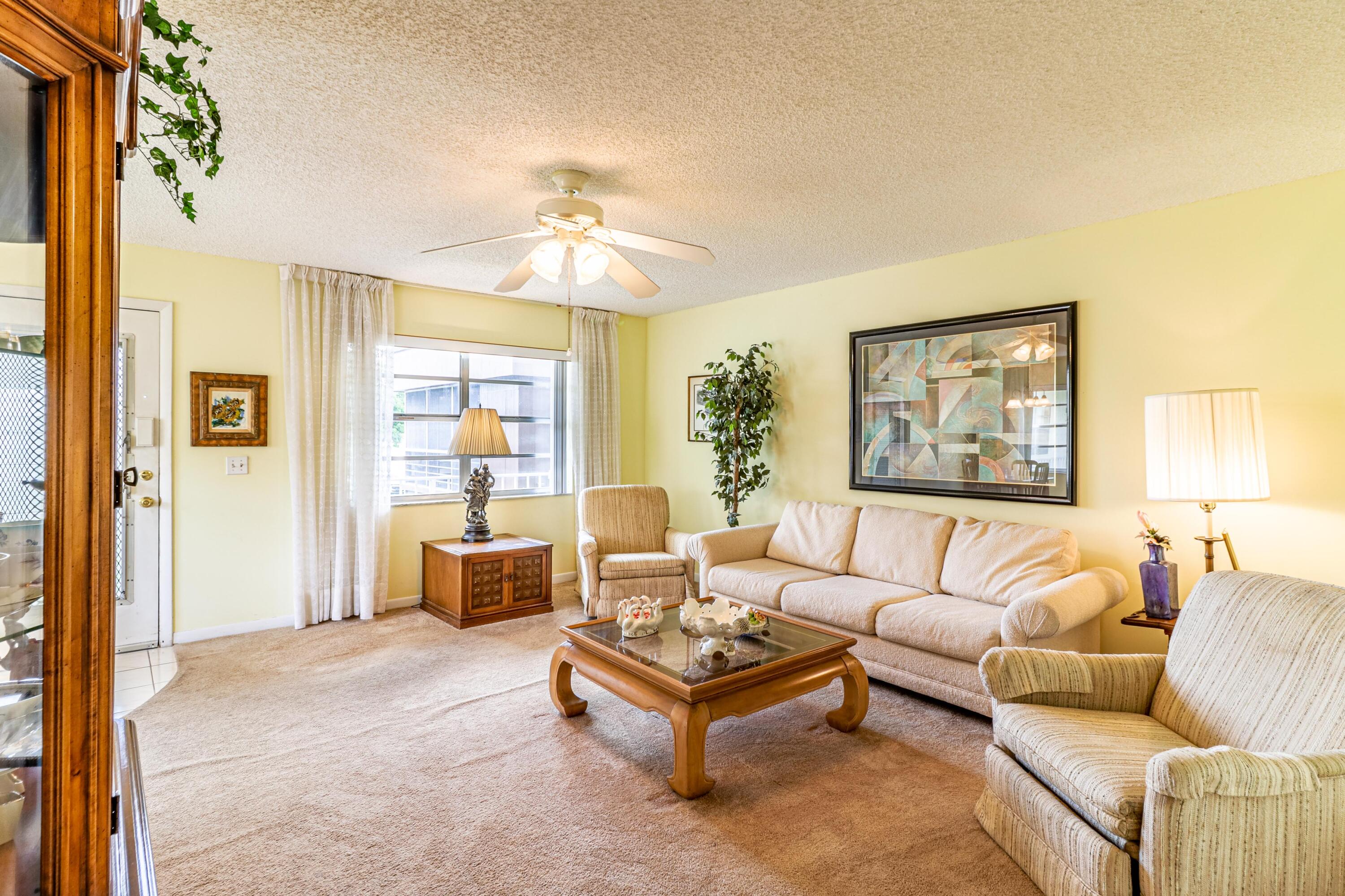 758 Normandy P Delray Beach Delray Beach, FL 33484 - Photo 6 of 18 IMG_0836-HDR