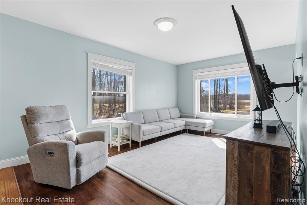 10277 Elms Road Birch Run, MI 48415 - Photo 8 of 29 Gallery Image 8