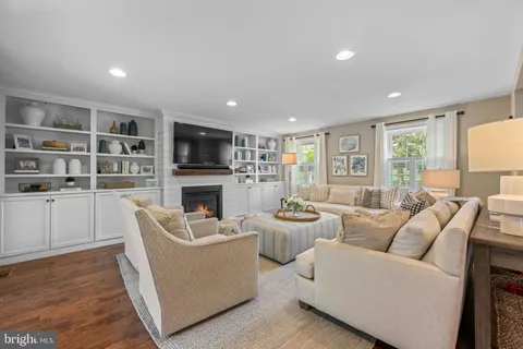 $1,275,000 | 251 Rosedale Avenue, Wayne, PA 19087
