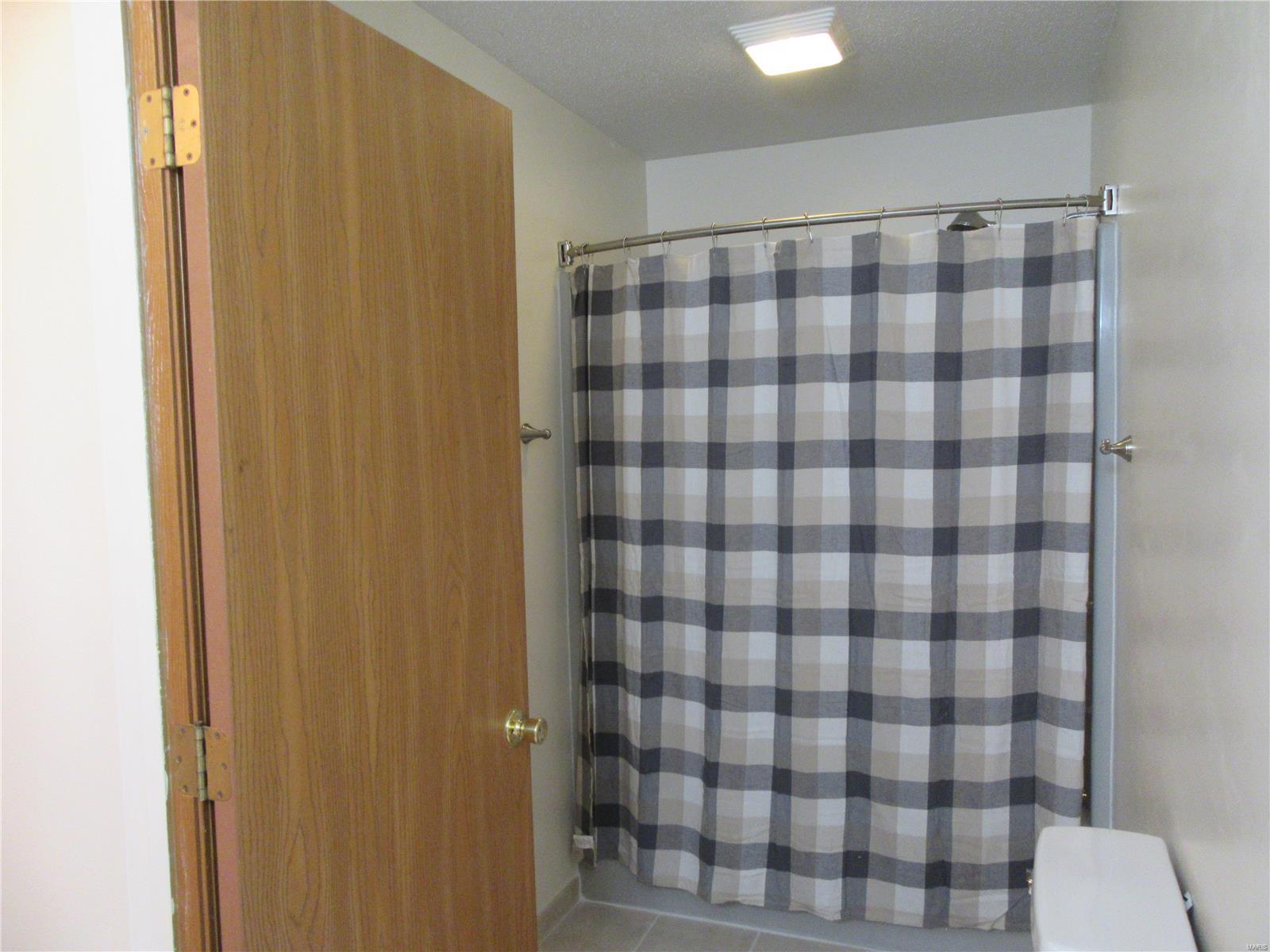 3284 Springbrook Drive Shiloh, IL 62221 - Photo 12 of 29 Gallery Image 12