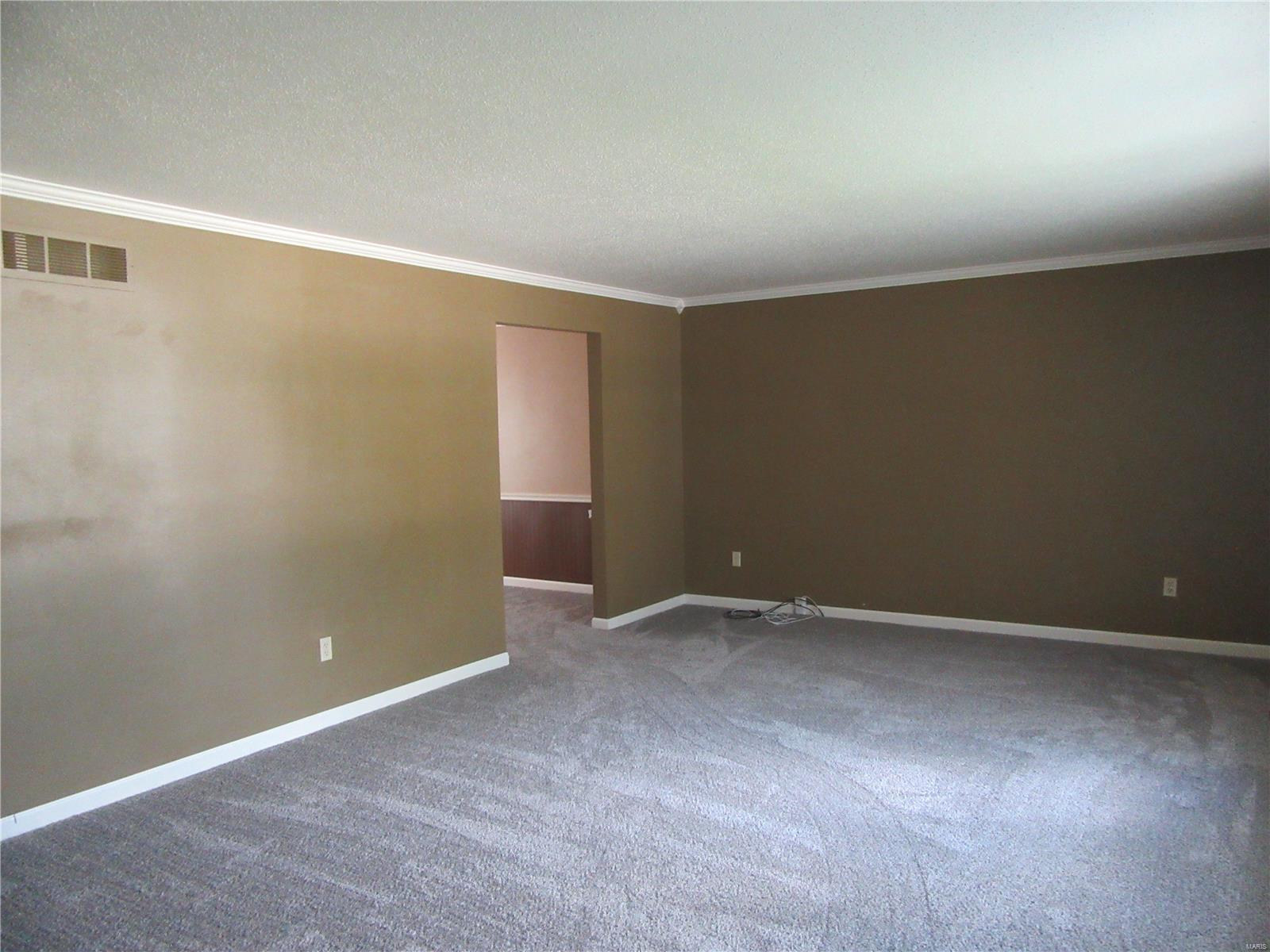 3284 Springbrook Drive Shiloh, IL 62221 - Photo 3 of 29 Gallery Image 3