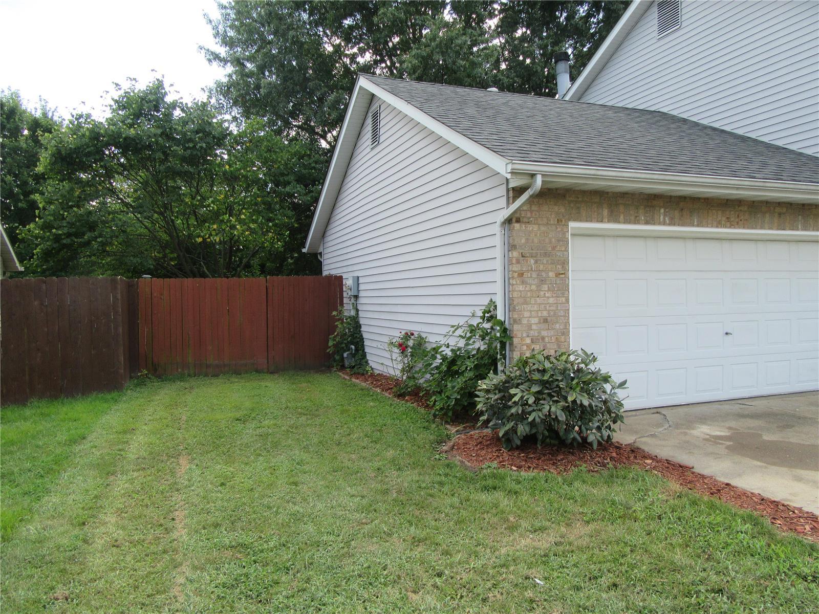 3284 Springbrook Drive Shiloh, IL 62221 - Photo 28 of 29 Gallery Image 28