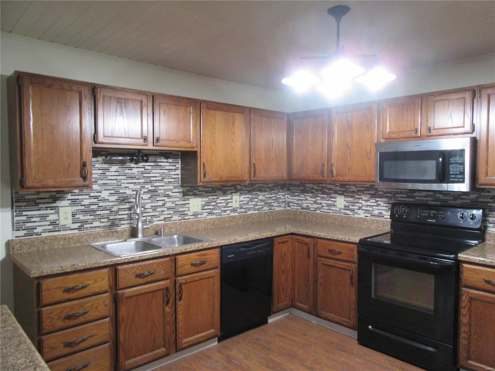 3284 Springbrook Drive Shiloh, IL 62221 - Photo 5 of 29 Gallery Image 5