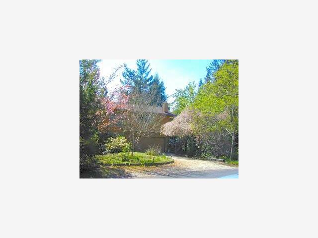 175 Azalea Lane Santa Cruz, CA 95060 - Photo 1 of 5 Gallery Image 1