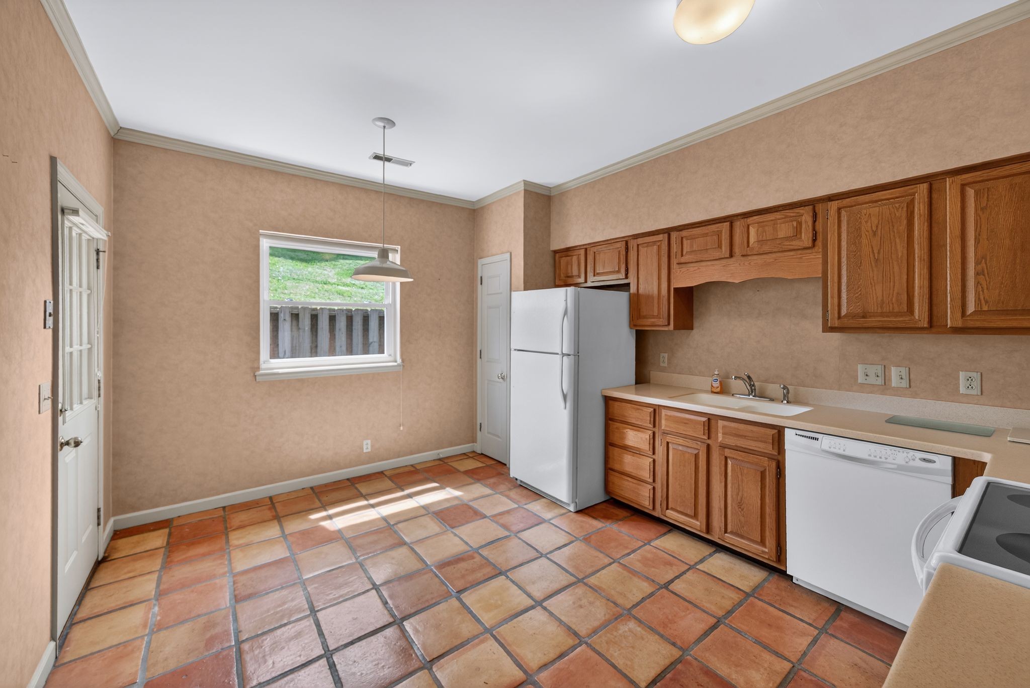 2041 Union Place Columbia, TN 38401 - Photo 11 of 24 a kitchen with stainless steel appliances granite countertop a refrigerator and a stove top oven