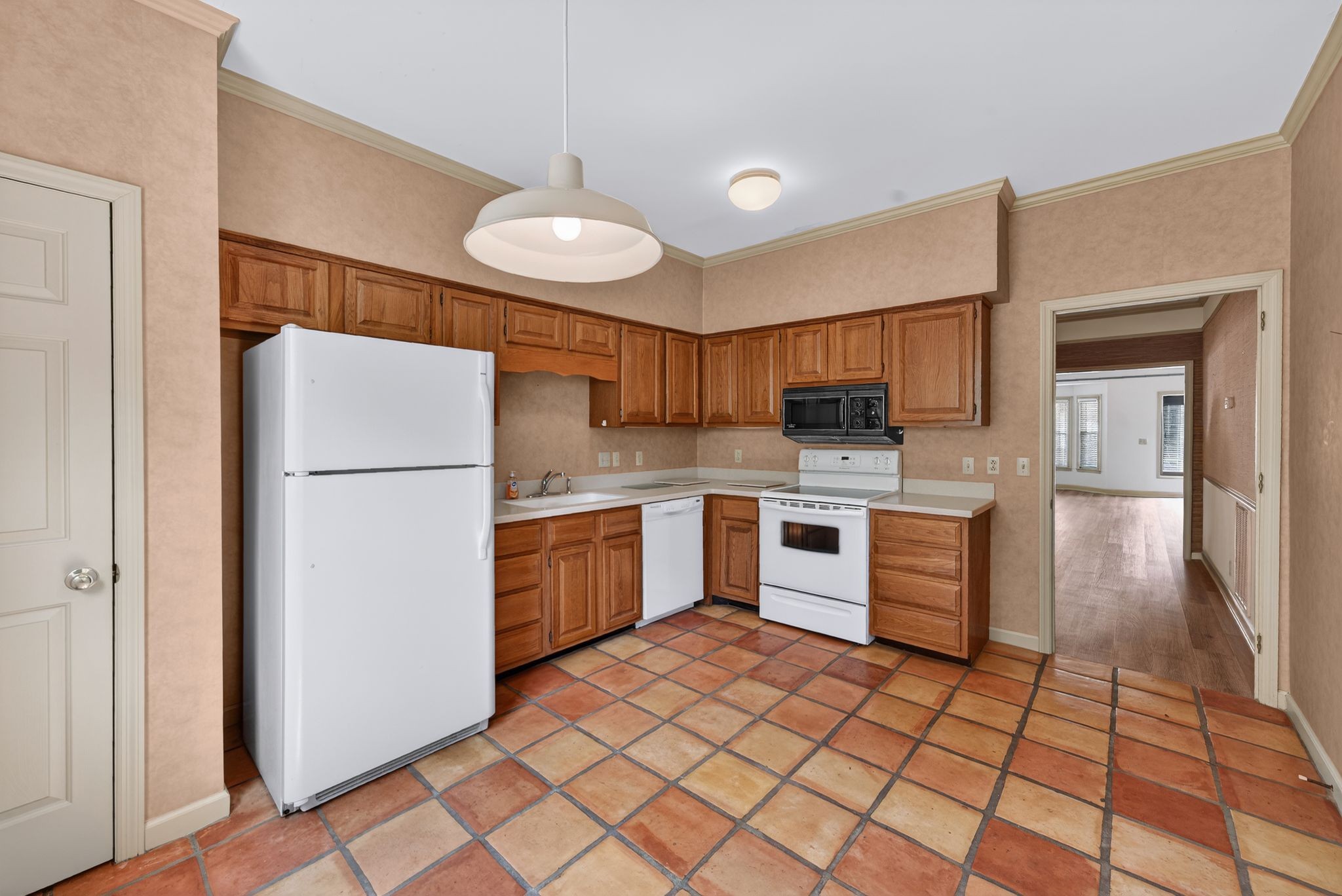 2041 Union Place Columbia, TN 38401 - Photo 8 of 24 a kitchen with stainless steel appliances granite countertop a refrigerator a sink and a stove