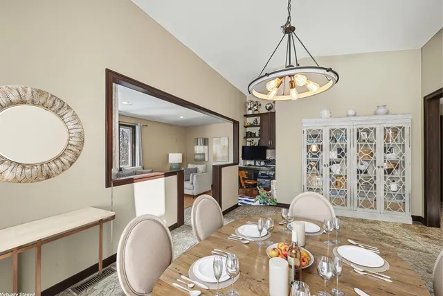 $850,000 | 28800 Woodland Trail, New Prague, MN 56071