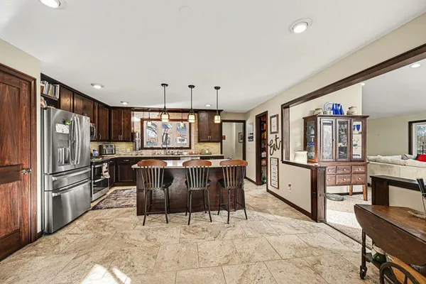 $850,000 | 28800 Woodland Trail, New Prague, MN 56071