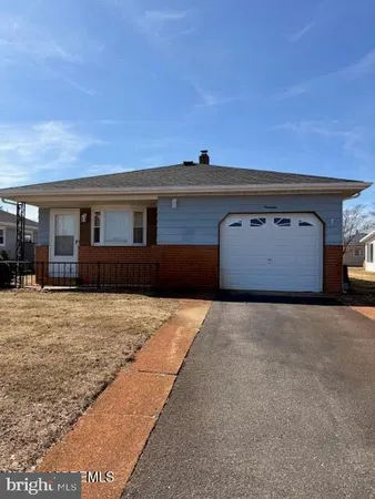 $2,000 | 19 Tivoli Street, Toms River, NJ 08757