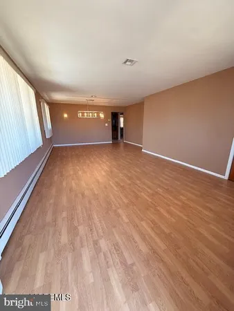 $2,000 | 19 Tivoli Street, Toms River, NJ 08757