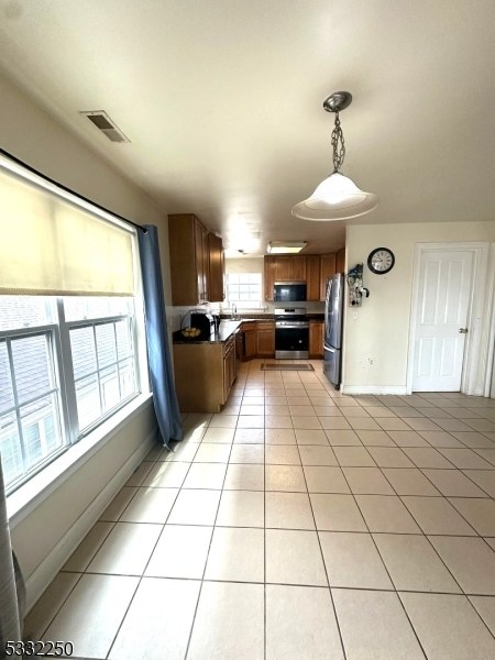 178 Front Street Elizabeth Port, NJ 07206 - Photo 4 of 19