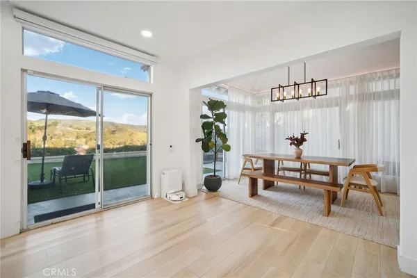 $1,390,000 | 52 Via Andorra, Coto de Caza, CA 92679