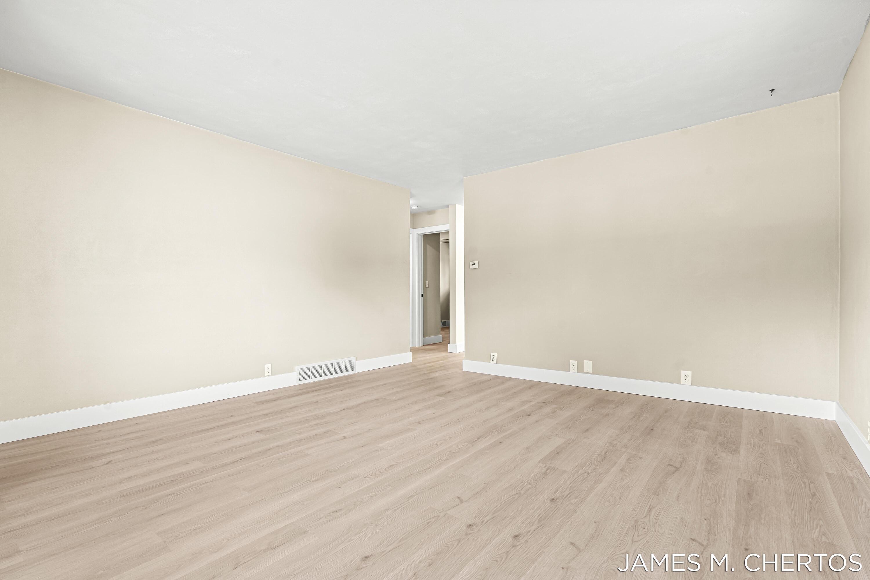 228 South Street, Unit 230 Spring Lake, MI 49456 - Photo 7 of 50 25-print-021
