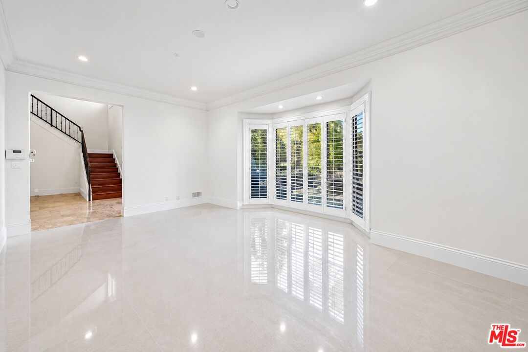 713 Foothill Road Beverly Hills, CA 90210 - Photo 30 of 36 Gallery Image 30